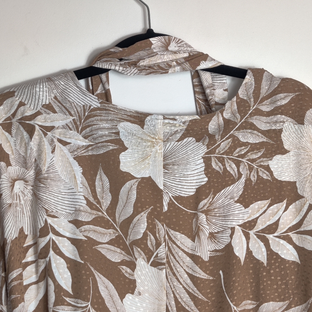 NEW LANE BRYANT Classic Crop Long-Sleeve Full-Wrap Top Blouse Size 24 - Picture 7 of 12